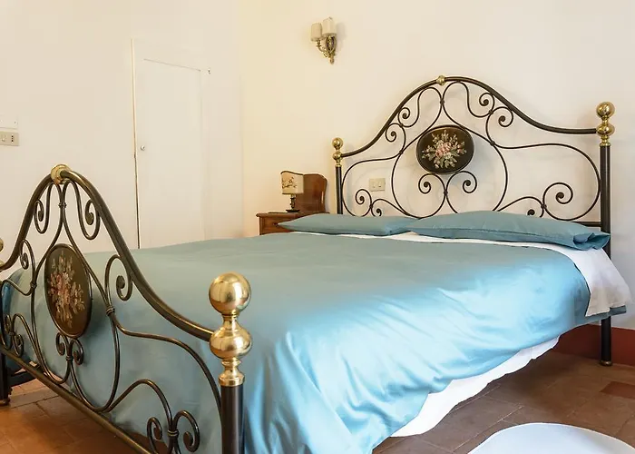 招待所 Sara 圣塞波尔克罗