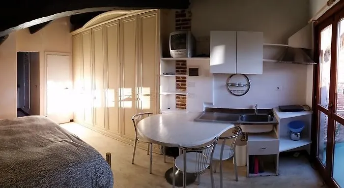 Sara * 圣塞波尔克罗